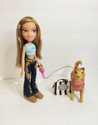 Bratz walking dog - bratz, yasmin