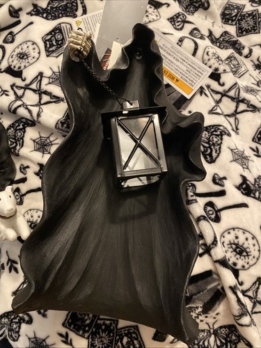 Nwt hallow eve black ghost - nwt,