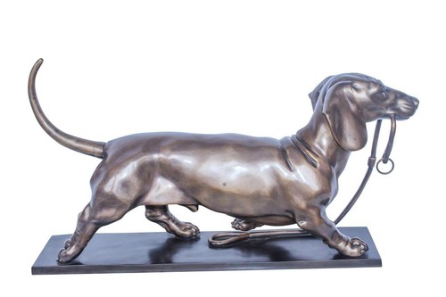 Detailed dachshund dog walking - detailed,